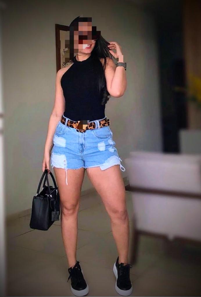 Chica busca chico en Barcelona: 