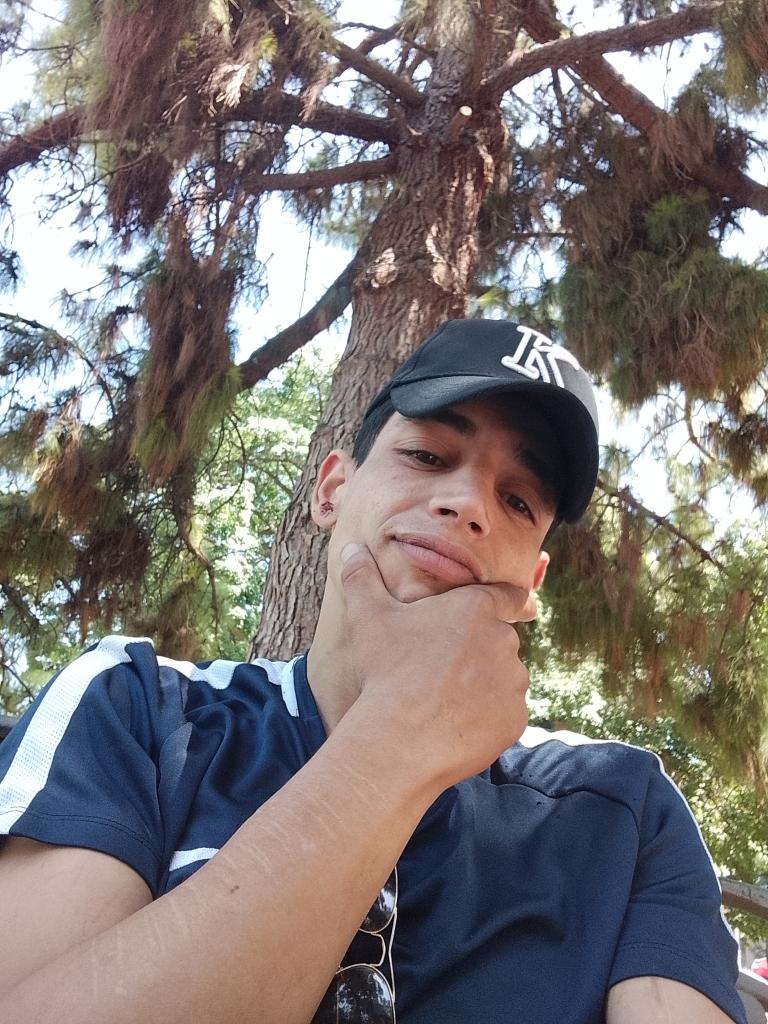 Chico busca chica en Málaga: 