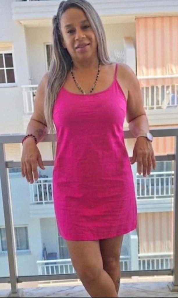 Chica busca chico en Tenerife: 