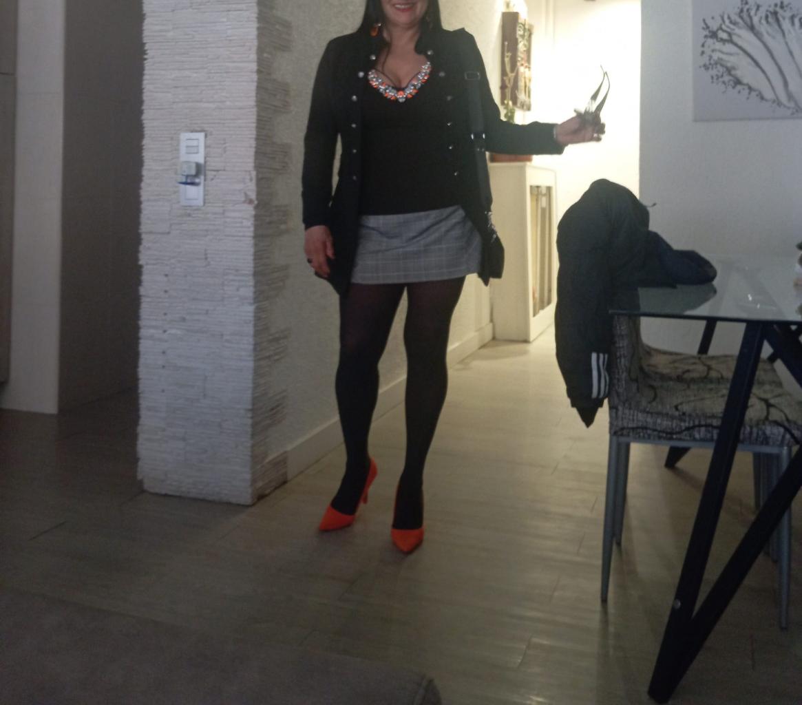 Chica busca chico en Navarra: 