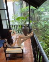 669338562: Chica busca chico en Madrid