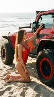 643075551: Chica busca chico en Ibiza