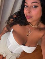 611557409: Chica busca chico en Orense