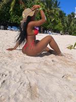 662235972: Chica busca chico en Gerona