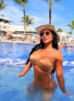 677421705: Chica busca chico en La Coruña