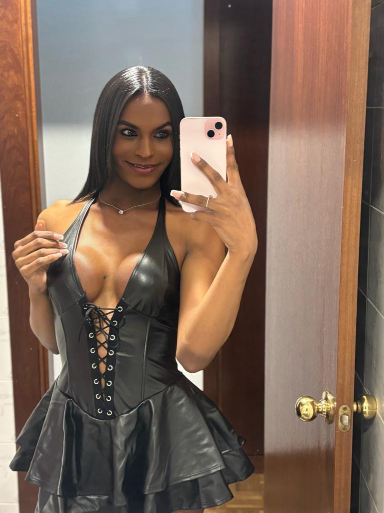 603118221: Transexual en Burgos