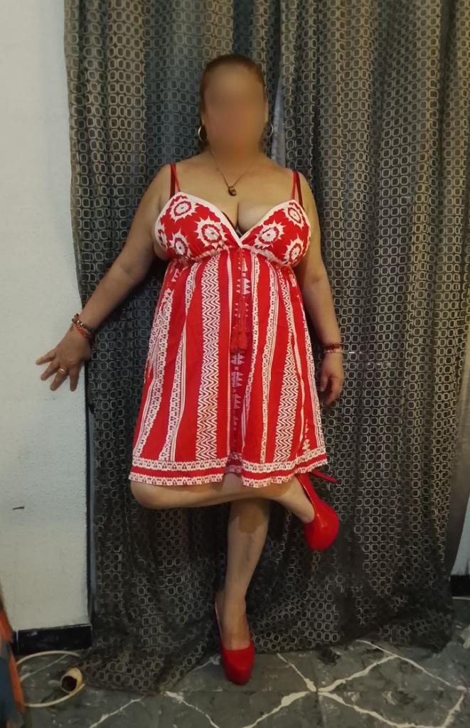 674263883: Chica busca chico en Alicante