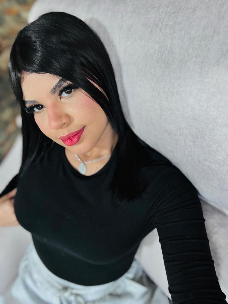 Chica busca chico en Ibiza: 