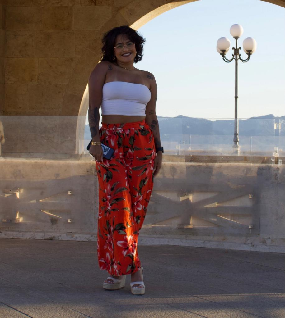 Chica busca chico en Ceuta: 