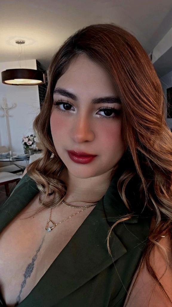 614970206: Chica busca chico en Málaga