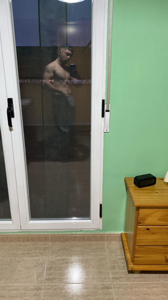 646624954: Chico busca chica en Segovia