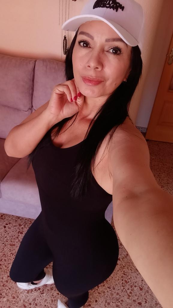 614733061: Chica busca chico en Guipúzcoa