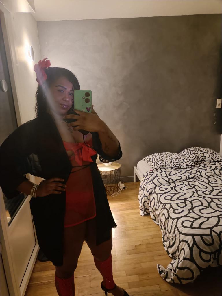 Chica busca chico en Asturias: 