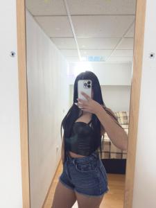 615517541: Chica busca chico en Gerona