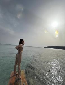 685882148: Chica busca chico en Alicante