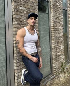 624281570: Chico busca chica en Madrid