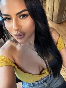 674579566: Chica busca chico en Alicante