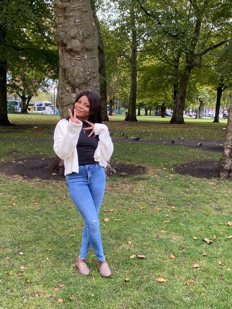 666321521: Chica busca chico en Cádiz