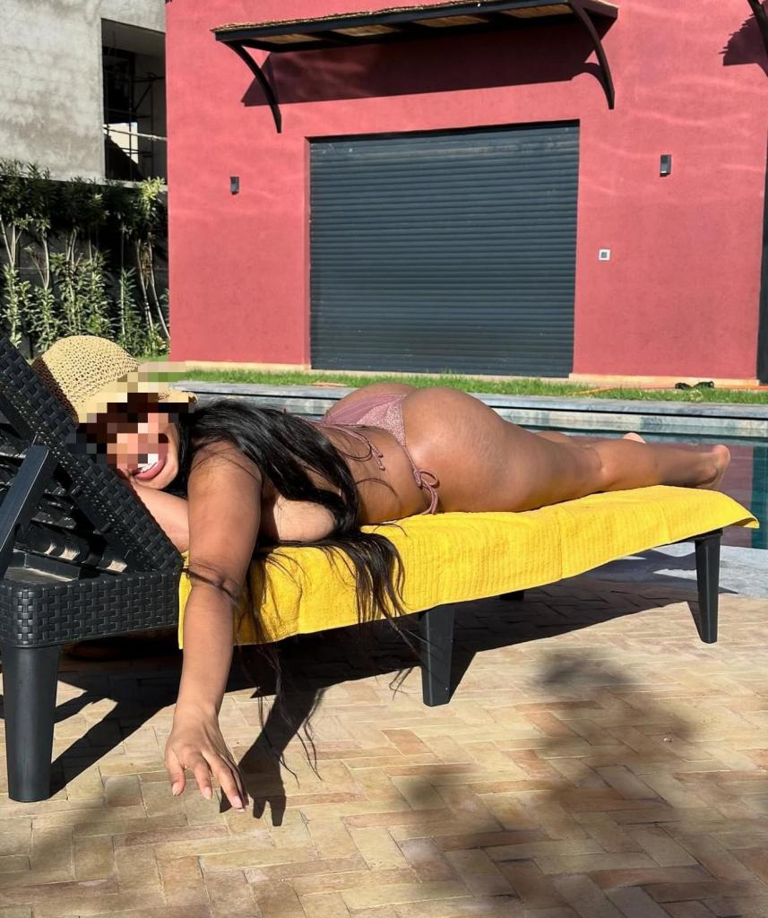 Chica busca chico en Asturias: 