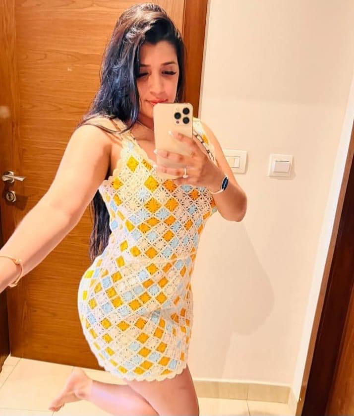 Chica busca chico en Granada: 