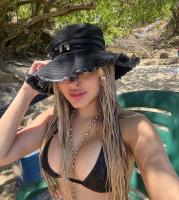 632469091: Chica busca chico en Tenerife
