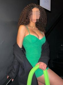Chica busca chico en Barcelona: 