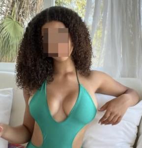 Chica busca chico en Barcelona: 