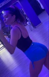 Chica busca chico en Ibiza: 