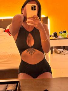 Chica busca chico en Ibiza: 