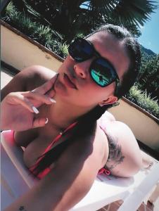 642280871: Chica busca chico en La Coruña