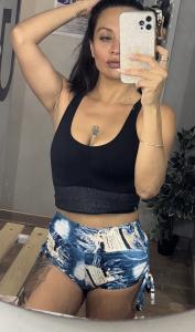 Chica busca chico en Ibiza: 