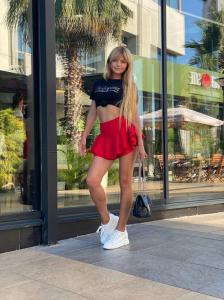 695723835: Chica busca chico en Mallorca