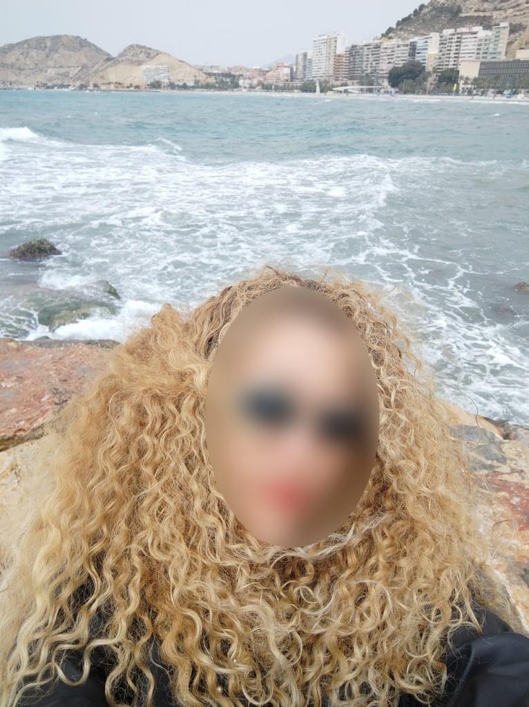 603218651: Chica busca chico en Orense