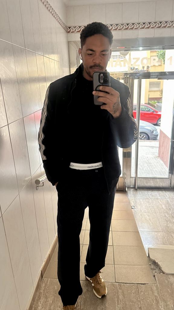 Chico busca chica en Cádiz: 