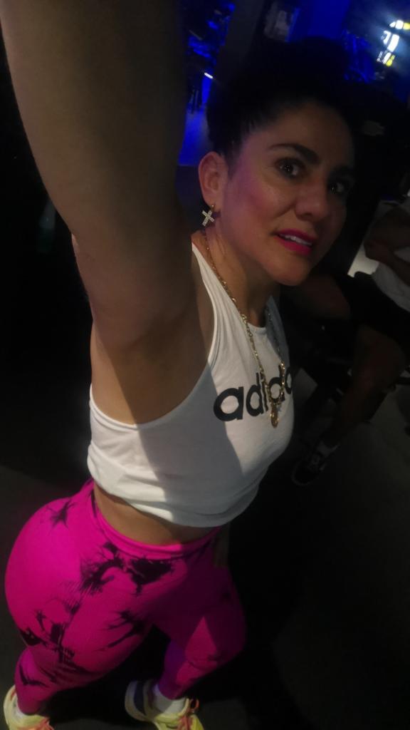 654503530: Chica busca chico en Valencia