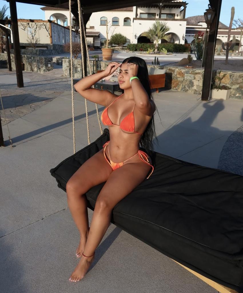 Chica busca chico en Tenerife: 