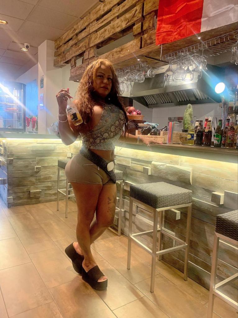 610355152: Travesti en Gerona