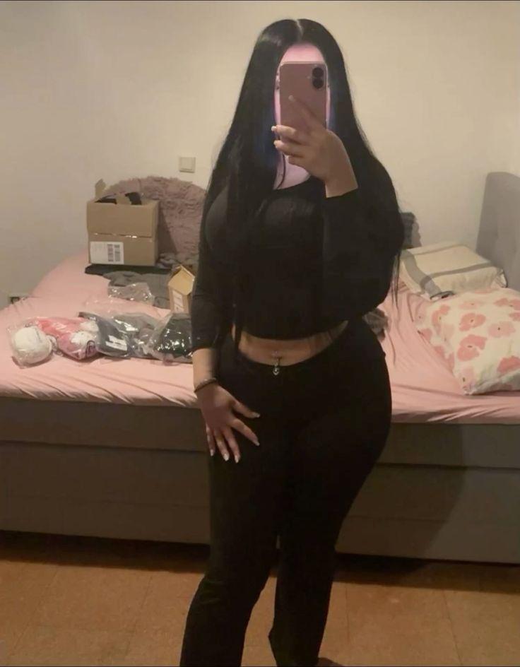 Chica busca chico en Almería: 