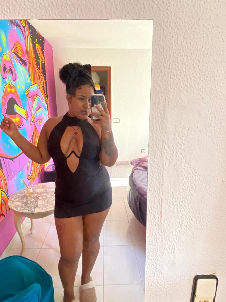 Chica busca chico en Mallorca: 