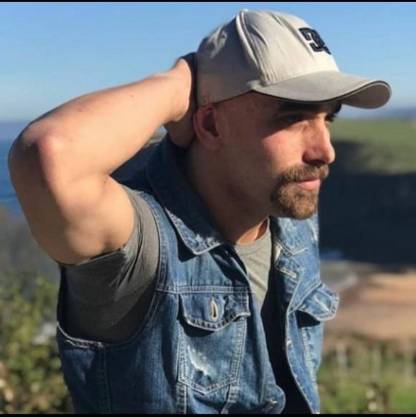 Chico busca chica en Cantabria: 