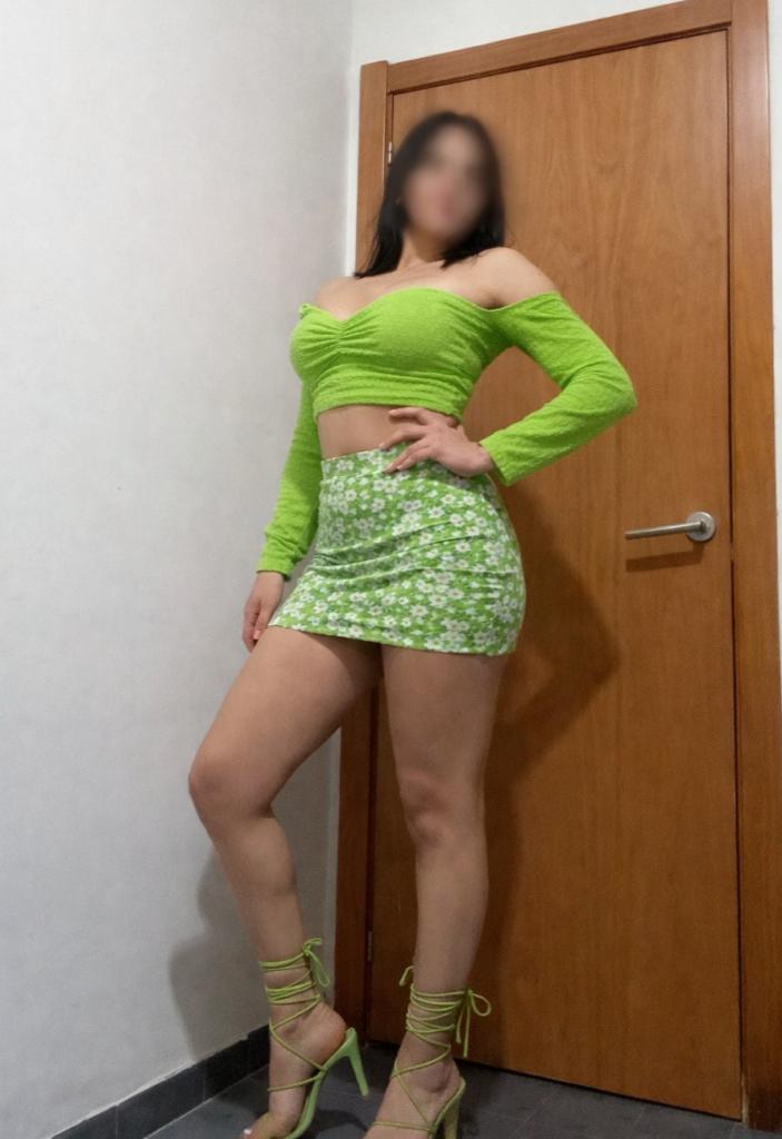 Chica busca chico en Granada: 