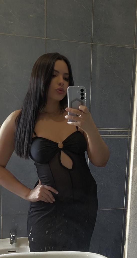 Chica busca chico en Valencia: Chica busca chico