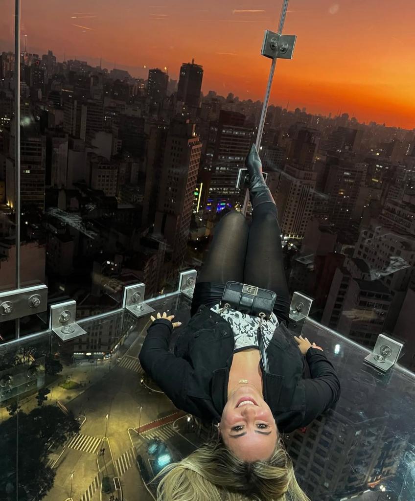 Chica busca chico en Cantabria: 