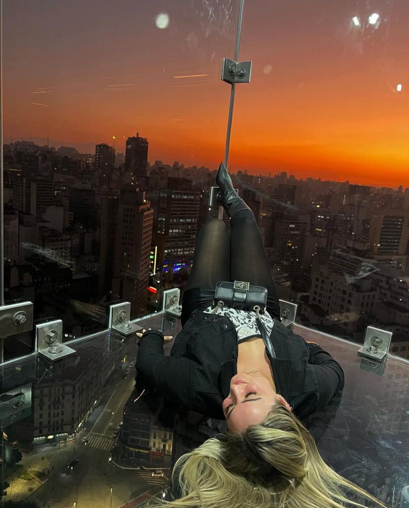 Chica busca chico en Cantabria: 