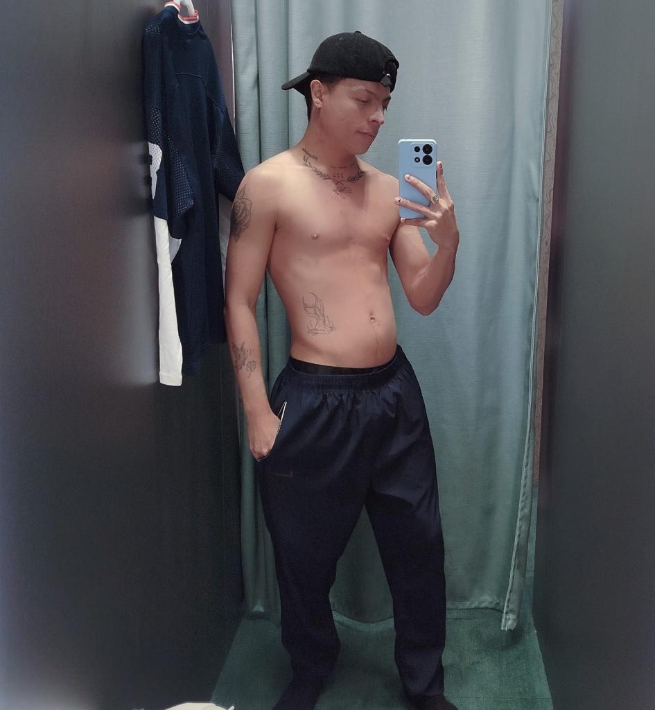 643314821: Chico busca chica en Ibiza