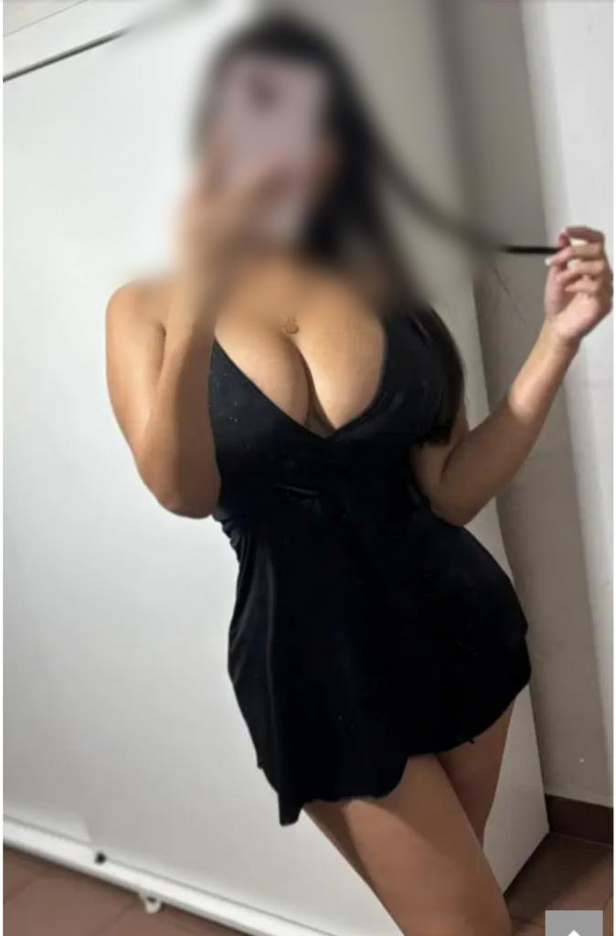 653831397: Chica busca chico en Asturias