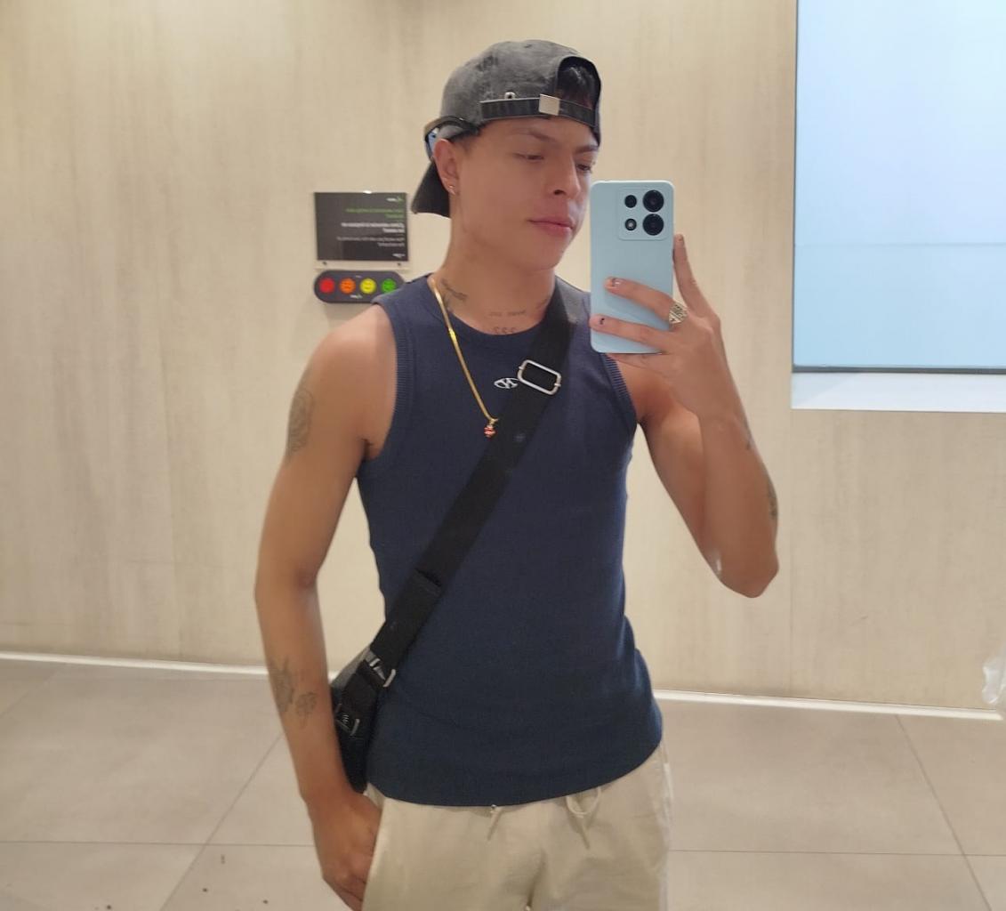 643314821: Chico busca chica en Ibiza