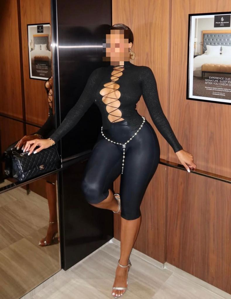 602522906: Chica busca chico en Granada