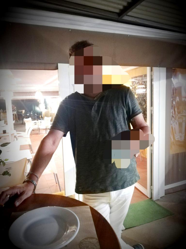 Chico busca chica en Málaga: 