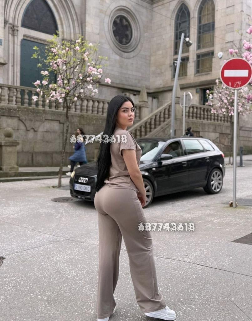 687743618: Chica busca chico en Pontevedra